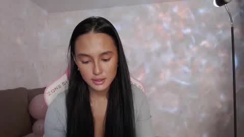 Snapshot of germiona_shine chatting on March 11, 2026, 4:18 am Germiona online show from March 11, 2026, 4:18 am