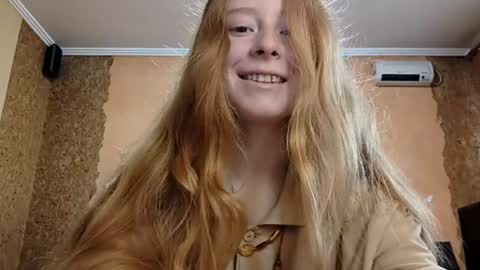 Snapshot of gertrudisturbe chatting on April 21, 2026, 12:12 am Kate online show from April 21, 2026, 12:12 am