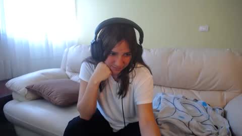 ggemas online show from February 8, 2025, 1:54 pm