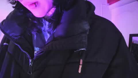 Allison  online show from November 10, 2025, 7:13 pm