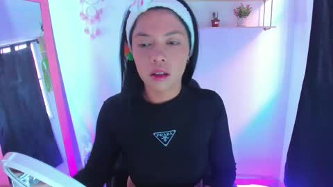 giaaaa   online show from March 13, 2026, 10:05 pm