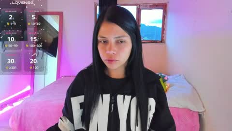 Snapshot of gia_contii chatting on July 19, 2026, 11:19 pm giaaaa online show from July 19, 2026, 11:19 pm