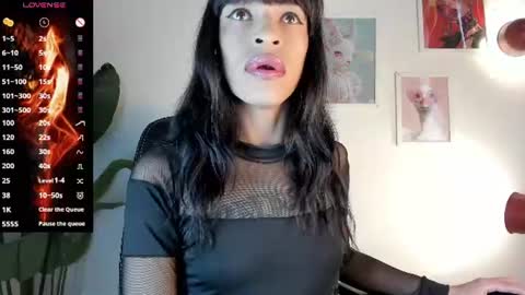 Snapshot of gia_demiee chatting on August 4, 2026, 12:30 pm Gia Please help me with your thumbs up its important online show from August 4, 2026, 12:30 pm