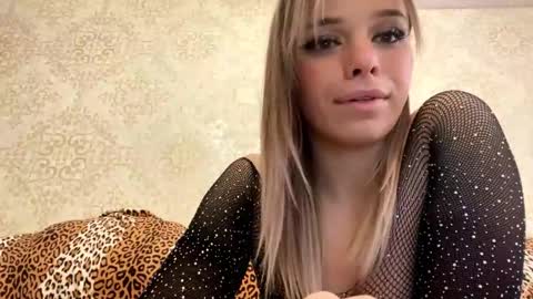 Eva online show from March 6, 2026, 12:12 pm