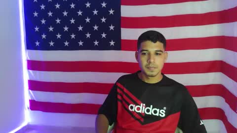 Snapshot of gianluca_silva chatting on October 21, 2025, 9:04 pm Gianluca Silva online show from October 21, 2025, 9:04 pm