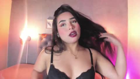 Snapshot of giannaslimjb chatting on October 3, 2025, 3:36 am giannaslimjb online show from October 3, 2025, 3:36 am