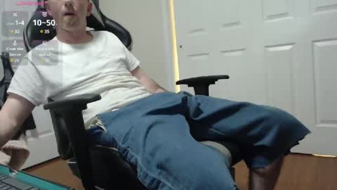 giddy84 online show from December 28, 2024, 2:22 am