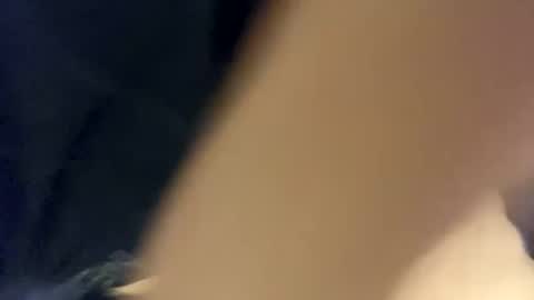 Snapshot of gifted2472 chatting on October 5, 2025, 7:34 pm gifted2472 online show from October 5, 2025, 7:34 pm