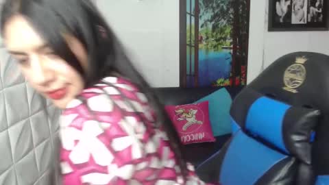 Snapshot of gigi_gilt_ chatting on March 2, 2025, 6:59 am Gigi 3 online show from March 2, 2025, 6:59 am