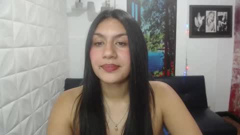 Snapshot of gigi_gilt_ chatting on March 4, 2025, 6:37 am Gigi 3 online show from March 4, 2025, 6:37 am