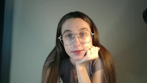 Snapshot of gigi_nix chatting on December 11, 2024, 12:55 pm Gigi online show from December 11, 2024, 12:55 pm