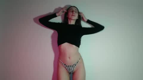 Snapshot of gigi_nix chatting on March 11, 2025, 3:56 pm Gigi online show from March 11, 2025, 3:56 pm