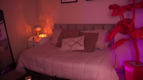 GIGI online show from March 27, 2026, 6:52 am