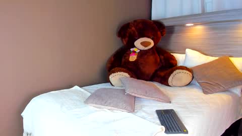 gigi wilden online show from February 14, 2026, 11:29 am