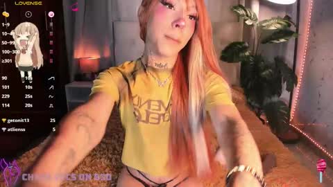 Snapshot of gigi_zahir chatting on November 16, 2025, 1:22 am Catty Zahir online show from November 16, 2025, 1:22 am