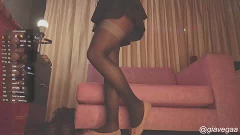 Gigi independet model P online show from November 28, 2025, 6:43 pm