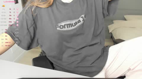 gigihadd online show from December 30, 2024, 8:58 pm