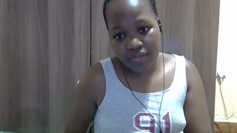 Adiliah online show from October 19, 2025, 2:12 am