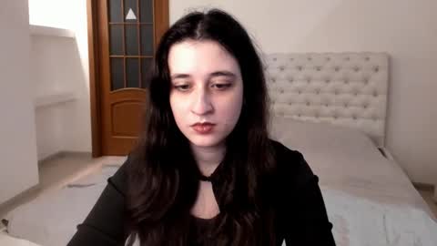 Kate online show from January 14, 2025, 3:47 pm