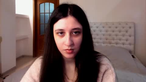 Kate online show from February 17, 2025, 8:41 am