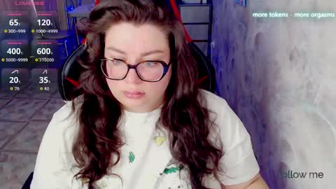 Snapshot of ginger_grayy chatting on May 7, 2026, 5:13 am Alexa here online show from May 7, 2026, 5:13 am