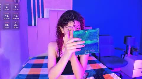 Snapshot of ginger_x_fire chatting on December 4, 2025, 4:33 am ginger_x_fire online show from December 4, 2025, 4:33 am