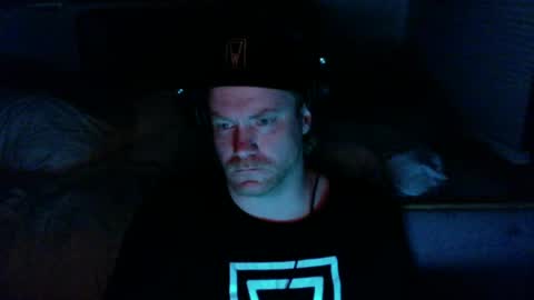 gingerbd92 online show from June 17, 2026, 7:11 am