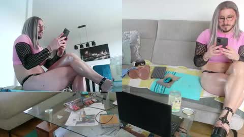 GingerPink online show from March 6, 2026, 11:39 am