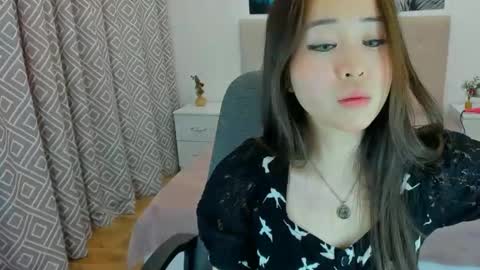 Snapshot of ginnycherry chatting on January 8, 2025, 1:31 pm Ginny online show from January 8, 2025, 1:31 pm