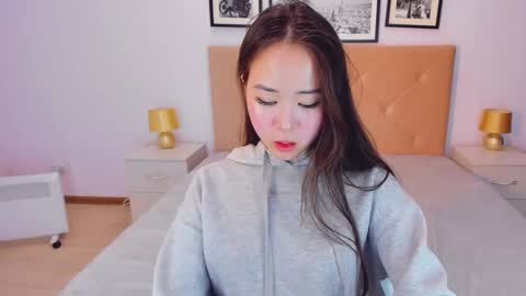 Snapshot of ginnycherry chatting on January 26, 2025, 1:04 pm Ginny online show from January 26, 2025, 1:04 pm