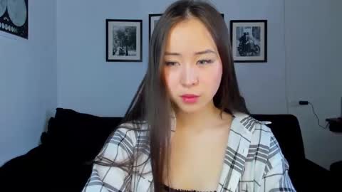 Snapshot of ginnycherry chatting on February 6, 2025, 9:11 am Ginny online show from February 6, 2025, 9:11 am