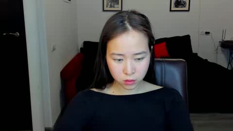 Snapshot of ginnycherry chatting on March 5, 2025, 11:27 pm Ginny online show from March 5, 2025, 11:27 pm