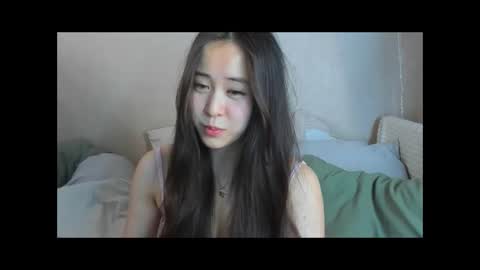 Snapshot of ginnycherry chatting on November 9, 2025, 6:06 pm Ginny online show from November 9, 2025, 6:06 pm