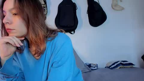 Snapshot of gintonicax chatting on October 3, 2025, 7:00 pm Ginevra online show from October 3, 2025, 7:00 pm