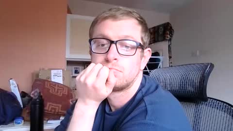 ginwood online show from October 10, 2025, 1:54 pm