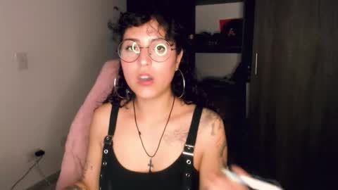 Snapshot of giny_bean chatting on February 21, 2026, 1:06 am giny_bean online show from February 21, 2026, 1:06 am