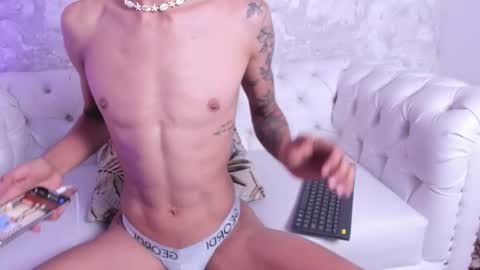 Snapshot of gio_carangi chatting on February 3, 2026, 6:22 am Gio Carangi online show from February 3, 2026, 6:22 am