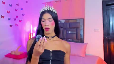 gio_gray online show from October 9, 2025, 10:13 am