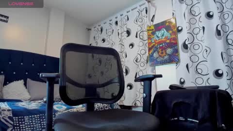 GIOMAR REYES online show from October 11, 2025, 5:50 am