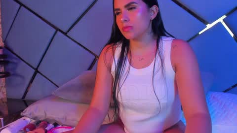 Snapshot of giorgia_13 chatting on January 14, 2025, 3:01 am giorgia online show from January 14, 2025, 3:01 am