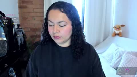 girl_inline online show from February 15, 2026, 10:06 pm