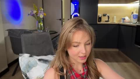 Snapshot of girl_next_door19 chatting on February 5, 2025, 8:11 am Sabi ------ online show from February 5, 2025, 8:11 am