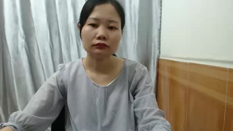 Snapshot of girlbaee chatting on October 20, 2025, 12:44 am Babe online show from October 20, 2025, 12:44 am
