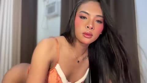 queen ronna online show from May 31, 2026, 6:09 pm