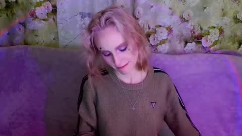 Snapshot of girlfriend_night chatting on February 28, 2025, 2:53 am Seniya online show from February 28, 2025, 2:53 am