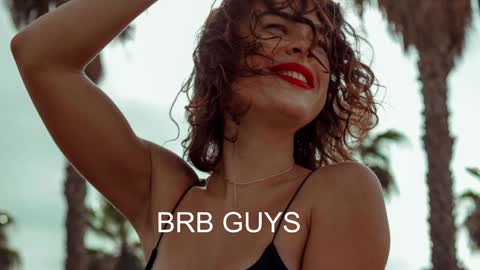 Snapshot of girlnextd00r_ chatting on December 27, 2024, 9:28 am Hanna online show from December 27, 2024, 9:28 am