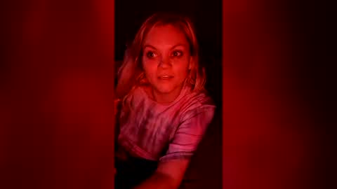 Snapshot of girlnextdoo4 chatting on July 26, 2026, 7:04 am girlnextdoo4 online show from July 26, 2026, 7:04 am