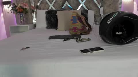     online show from February 28, 2025, 11:03 am