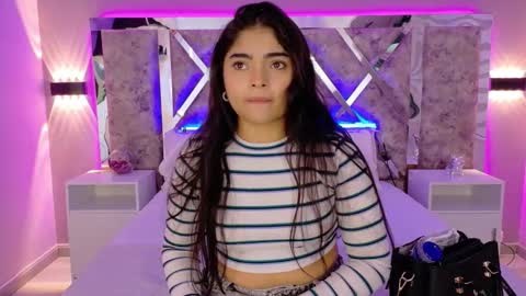     online show from November 22, 2025, 11:09 am