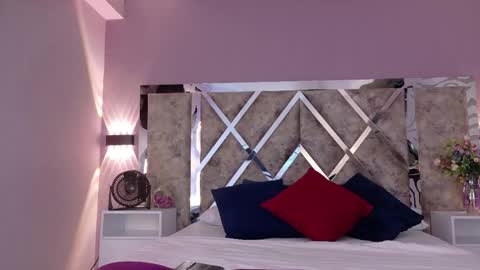 Snapshot of giselamaru chatting on May 7, 2026, 9:14 am online show from May 7, 2026, 9:14 am
